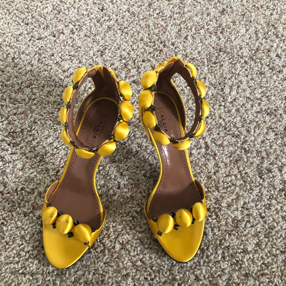 Alaia Bombe Stud Heels